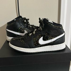 COPY - Air Jordan 1 MID